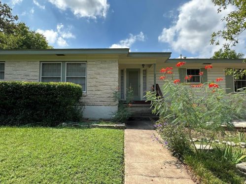 2511 Bridle Path, Austin TX  78703-3211 exterior
