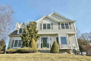 165 Roosevelt Dr, Poughquag, NY 12570-5233