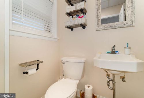 615 Herrs Ridge Rd, Gettysburg PA  17325-8451 exterior