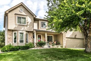 16908 Patterson Dr, Omaha NE  68135-2623 exterior