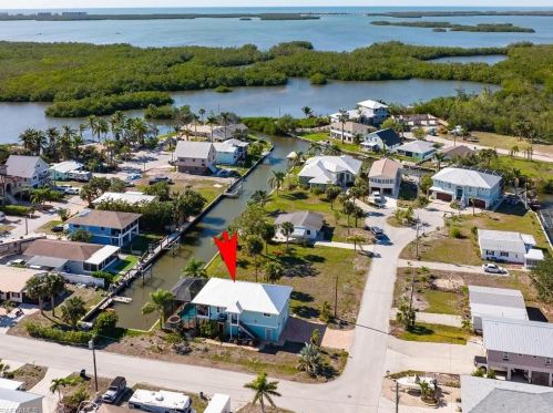 4727 Swordfish St, Bonita Springs FL  34134-7116 exterior