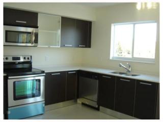 826 17th Ave, Hollywood FL  33020-3512 exterior