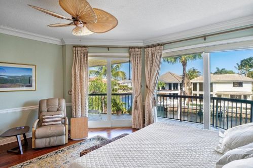 5310 Boca Marina Cir, Boca Raton FL 33487-5221 exterior