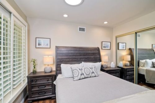 30065 Villa Alturas Dr, Temecula CA  92592-2105 exterior