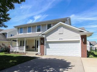 5732 92nd Ct, Camp Dodge, IA 50131-2256