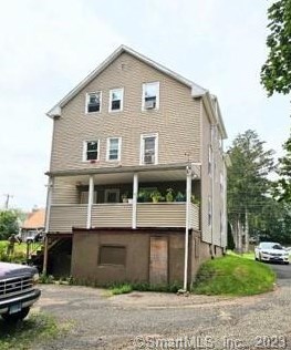3 Short St, New Britain, CT 06051-1303