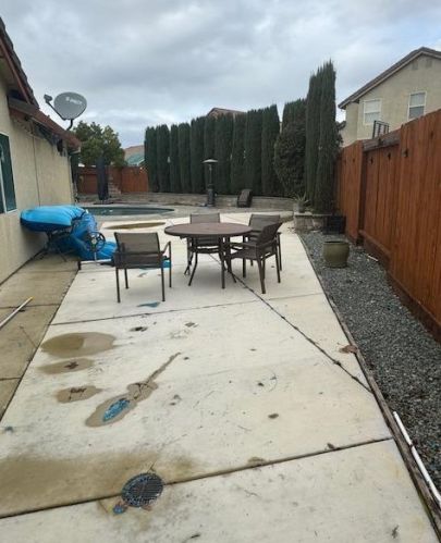 8666 Irish Moss Ct, Elk Grove CA  95624-4020 exterior