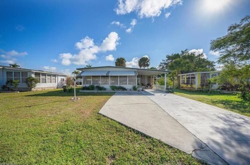 479 Riviera Blvd, Naples, FL 34112-9108