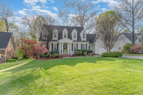 5317 Highstream Ct, Greensboro NC  27407-5825 exterior