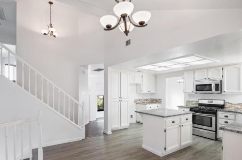 7934 Kyle Ct, Citrus Heights CA  95610-2461 exterior