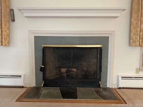 34 Robert Ln, Wallingford CT  06492-4317 exterior