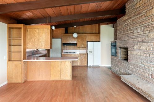 12250 Edgecliff Pl, Los Altos CA  94022-4559 exterior