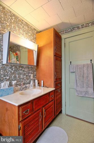 499 Manatawny St, Pottstown PA  19464-5140 exterior