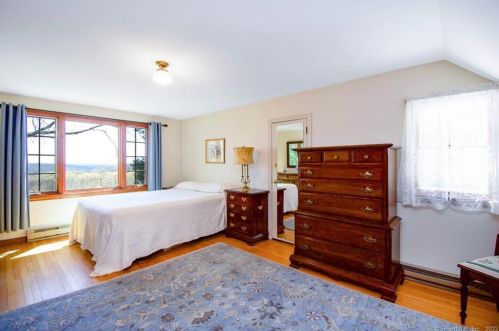 58 Notch Rd, Manchester CT  06043-7421 exterior