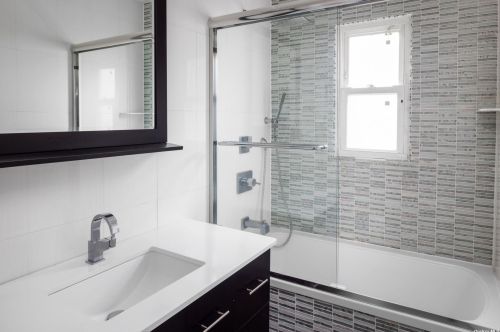 563 Saddle Ridge Rd, Woodsburgh NY  11598-1551 exterior