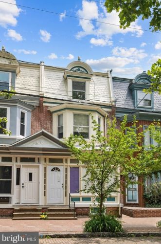 1018 Monroe St, Wilmington, DE 19801-1339
