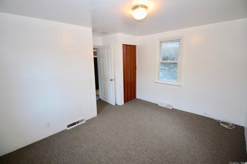 369 Route 17, Tuxedo Park NY  10987-4306 exterior