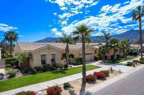81823 Prism Dr, La Quinta CA  92253-7722 exterior