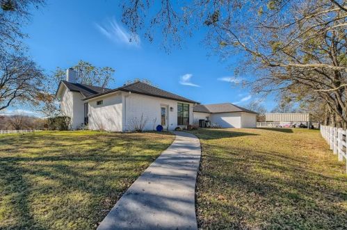 1040 Brush Creek Rd, Argyle TX  76226 exterior