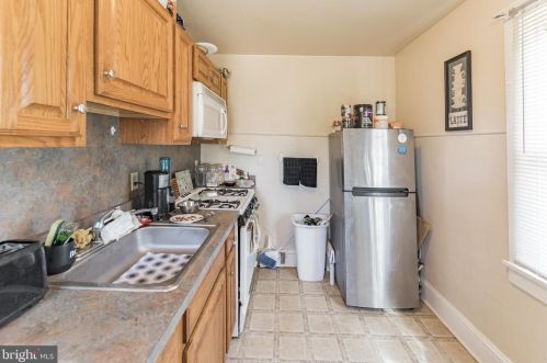 113 Mill Rd, Norristown PA  19401-1816 exterior