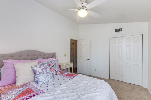 8812 Riviera Dr, Scottsdale AZ  85260-5814 exterior