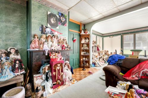 1001 Beatty Ave, Cambridge OH  43725-1921 exterior