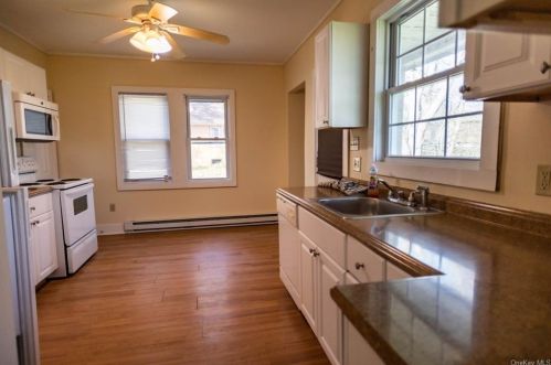 4 Irving Ln, Ferndale NY  12734-5234 exterior