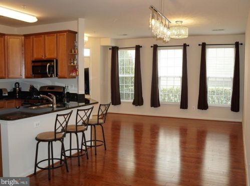 19420 Newton Pass Sq, Leesburg, VA 20176-6523
