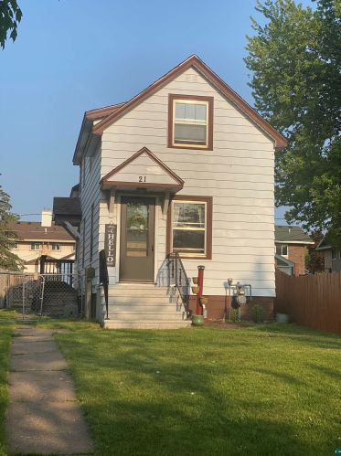 21 66th Ave, Duluth, MN 55807-2222