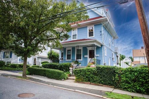 72 Treno St, New Rochelle, NY 10801-2733
