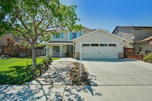 2360 Calistoga Dr, Hollister, CA 95023-8063