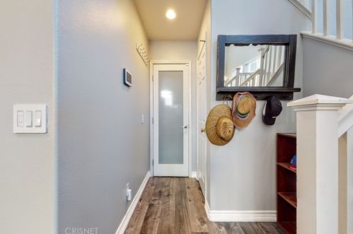 30416 Mallorca Pl, Santa Clarita CA  91384-4787 exterior