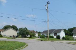 2688 Pine Ridge Dr, Nashville, TN 37207-3339