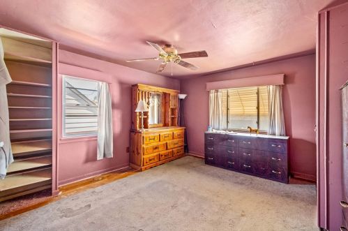 210 Sunny Dr, Pittsburgh PA  15236-2665 exterior