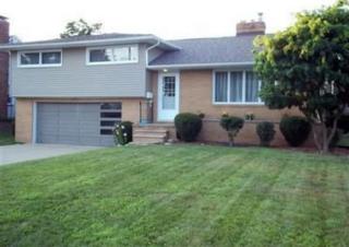 3039 25th St, Canton OH  44705-3542 exterior