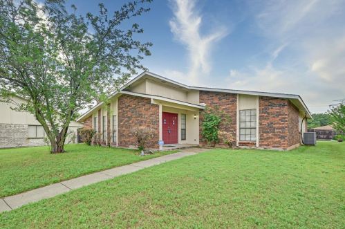 7655 Ashcrest Ln, Dallas, TX 75249-1071