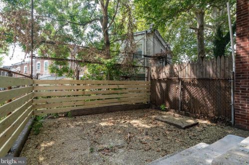 872 66 St, Philadelphia PA 19151-3023 exterior