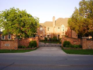 1400 Westmoreland Rd, Desoto TX  75115-2804 exterior