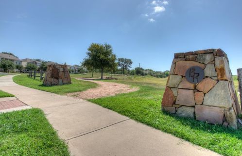 3013 Fleet Dr, Austin TX 78748-2963 exterior