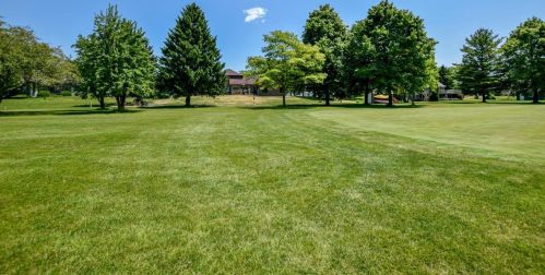1432 Country Club Ln, Watertown WI  53098-4345 exterior
