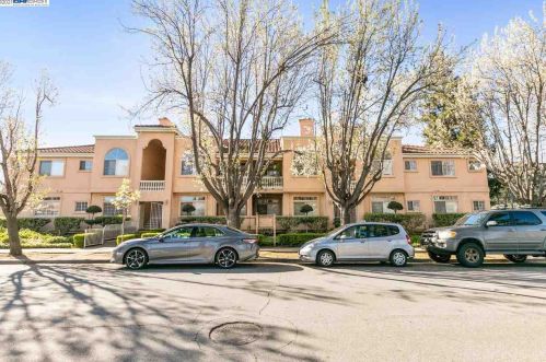 1122 Winchester Blvd, San Jose, CA 95128-3902
