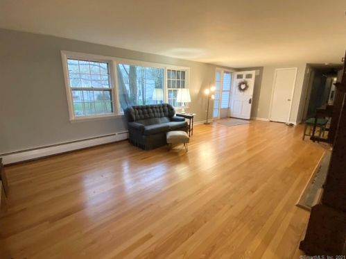 215 Bethany Rd, Beacon Falls, CT 06403-1401
