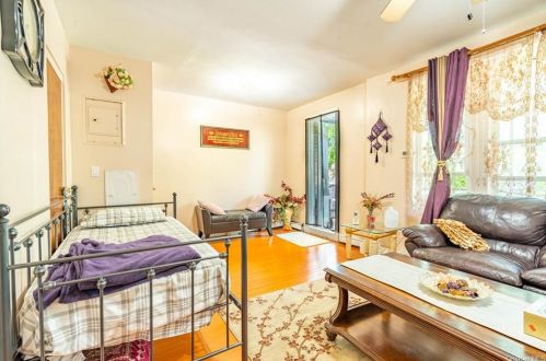 1847 Barnes Ave, Bronx NY  10462-3607 exterior