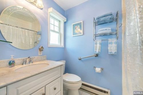 77 1st Ave, West Paterson NJ  07424-1531 exterior