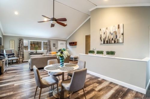 75 Candle Hill Rd, Danbury CT  06812-2412 exterior