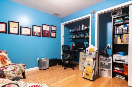 62 William St, Milford CT  06461-3041 exterior