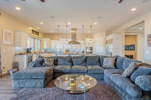 5761 Fawn Ave, Gilbert AZ  85298-0849 exterior