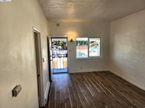 1248 96 Ave, Oakland CA  94603-1909 exterior