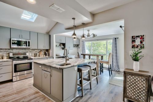 8861 Baypine Dr, Destin FL 32550-7827 exterior