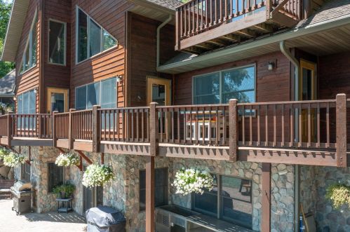 8784 Mogensen Shores Rd, Brainerd MN  56401-1384 exterior